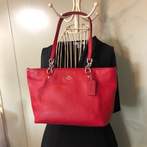 COACH MEDIUM TOTE